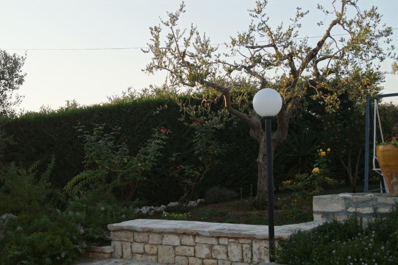 La Casa Del Nonno Bed and Breakfast Alberobello Buitenkant foto